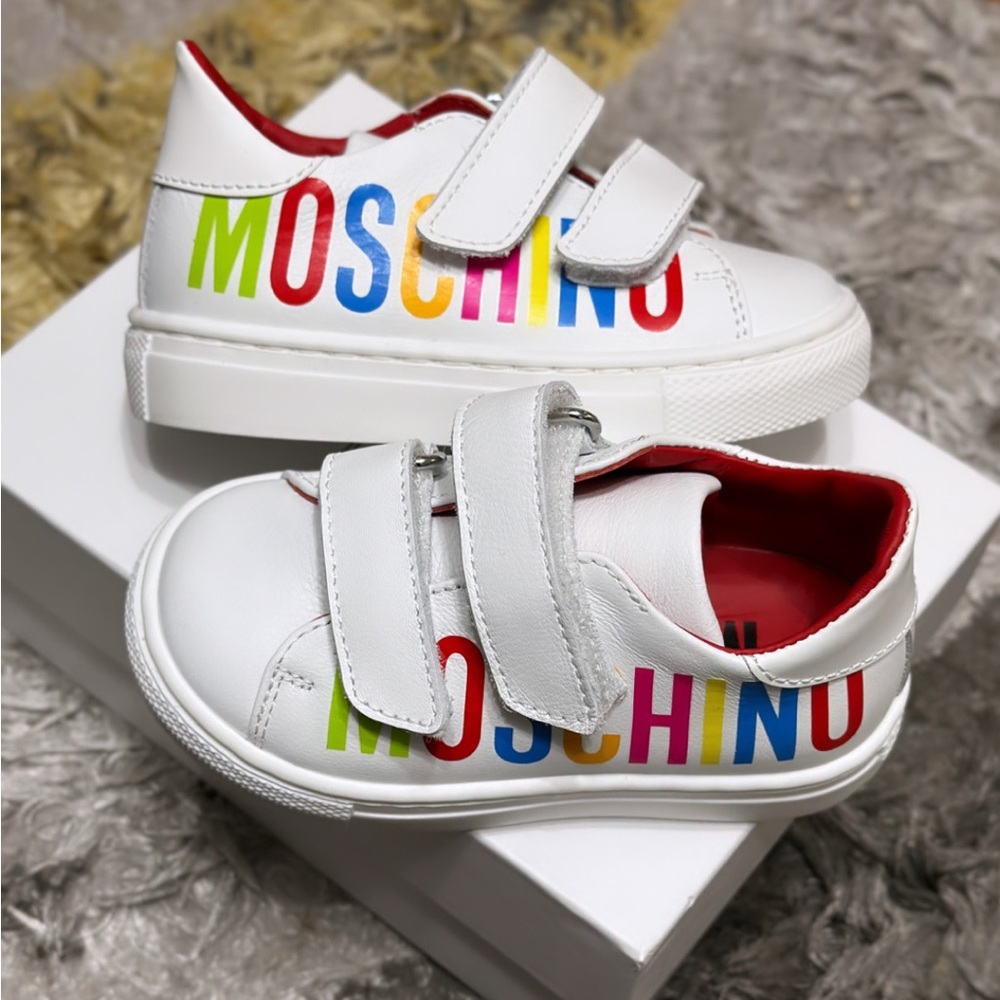 Authentic Moschino leather baby sneakers white shoes - Picture 7 of 7